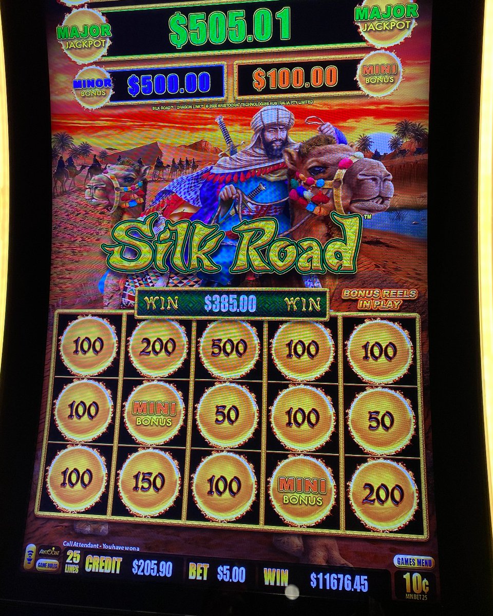 FourWindsCasino's tweet photo. A lucky South Haven, MI guest won $11,676 in Hartford!
#WinningAtFourWinds #Jackpot
Win Date: April 18
Bet: $5 https://t.co/q2N5DJNBvM