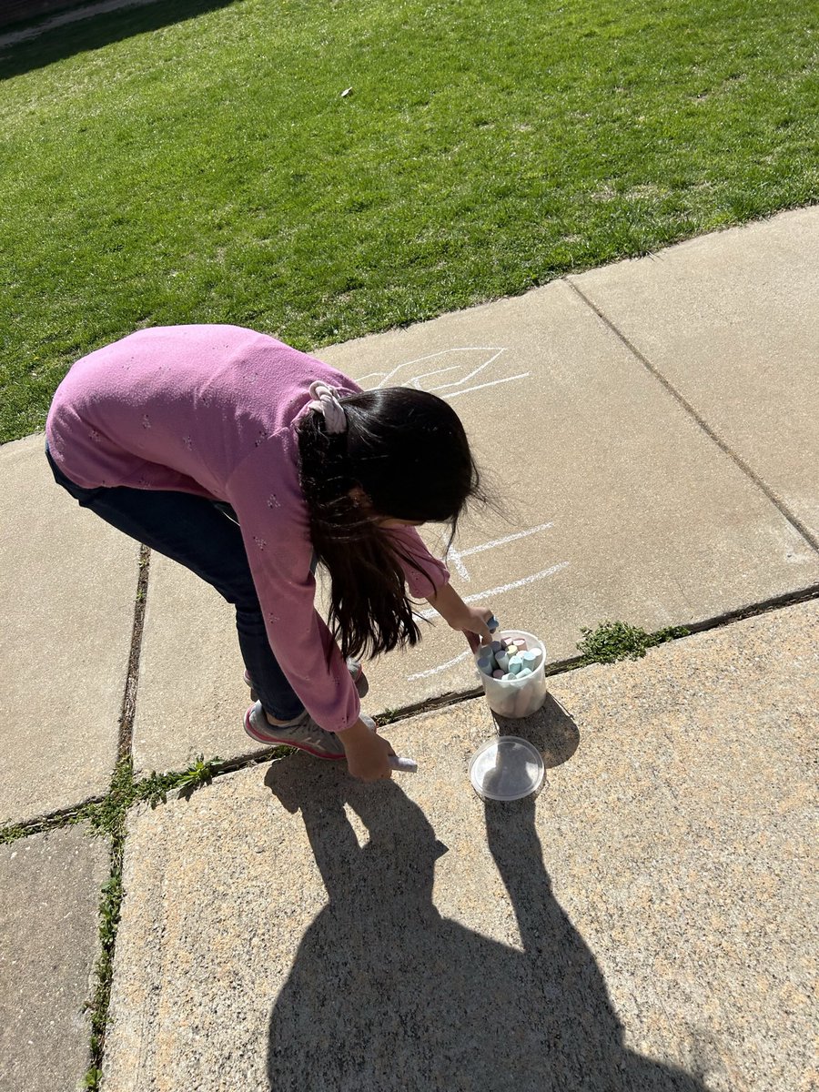 Ms.Bidgood tweet media