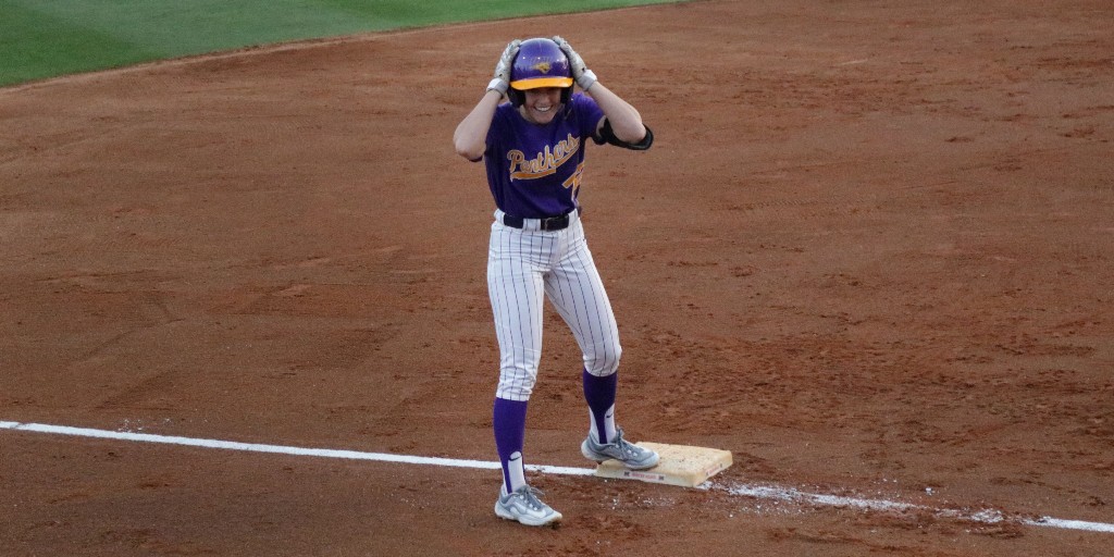 That feeling when you lead the nation in RBIs a game 🤩 

<a href="/dodge_mya/">Mya Dodge</a> is averaging 1.51 runs batted in to lead all NCAA Division I players! #EverLoyal
