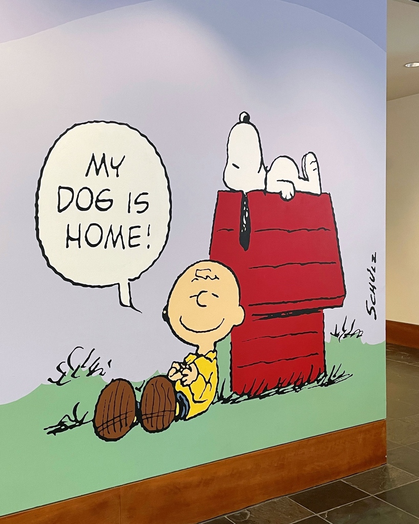 🐾 After a long day, there is no better feeling than coming home to your pet! This detail comes from a Peanuts comic strip first published on February 24, 1994.