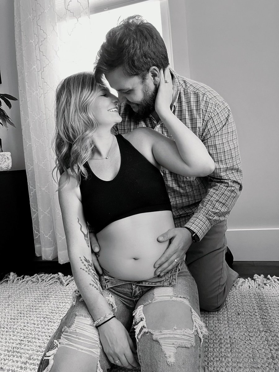 bitchnbacon's tweet photo. halfway through 🤰🏼 https://t.co/yeShXF0o6o