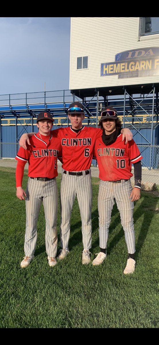 Clinton Varsity Baseball tweet media