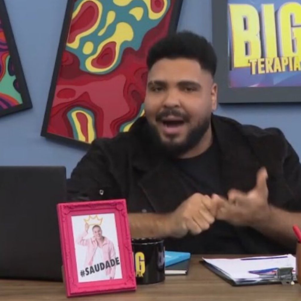 eufernandae's tweet image. Eu amo as voltas q o mundo dá!
ARTHUR NO THE NOITE