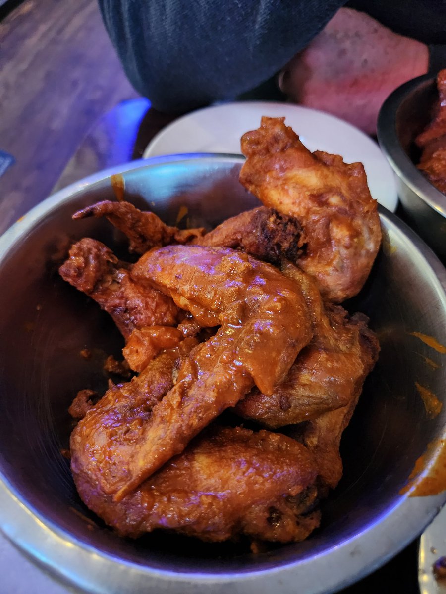 msh603's tweet photo. Thanks as always, @JugHandleInn you never disappoint! #winglife https://t.co/fxhHQajq6K