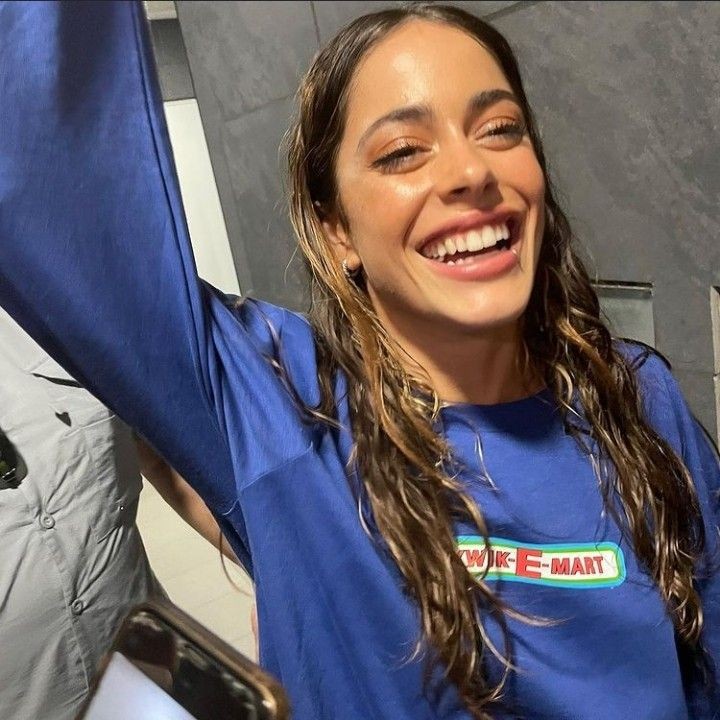 flowtinita's tweet photo. q nunca te saquen esa hermosa sonrisa🤍 https://t.co/vhHWS16Mq3