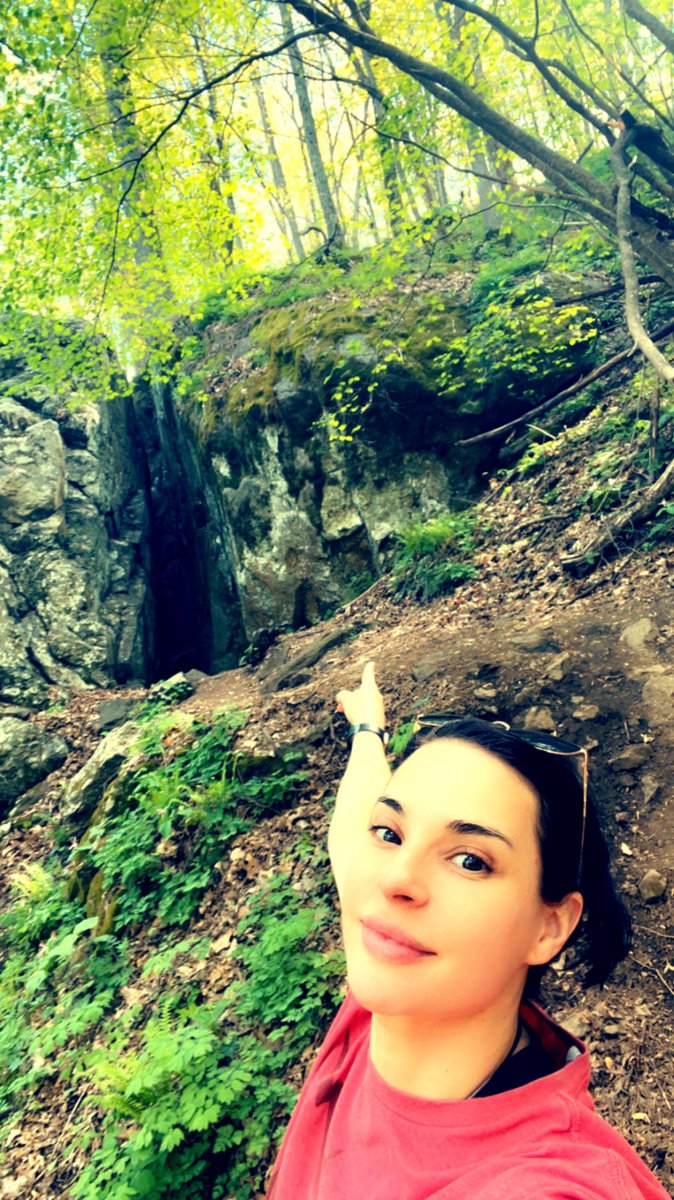 rOracle888's tweet photo. Had an amazing and rejuvenating day today at #CrabtreeFalls. Did a total of about 5 miles up and back down the mountain, and then did a plunge in ice cold water w/ a temp of 59.7° to reset my lymphatic and nervous systems. 
🥾 🏔️ 🏞️🚿💚🌳
#BlueRidgeMountains #hiking #naturelover https://t.co/r2noXULXZH