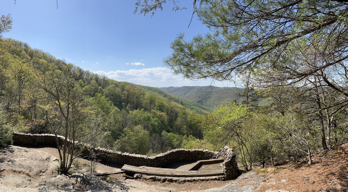 rOracle888's tweet photo. Had an amazing and rejuvenating day today at #CrabtreeFalls. Did a total of about 5 miles up and back down the mountain, and then did a plunge in ice cold water w/ a temp of 59.7° to reset my lymphatic and nervous systems. 
🥾 🏔️ 🏞️🚿💚🌳
#BlueRidgeMountains #hiking #naturelover https://t.co/r2noXULXZH