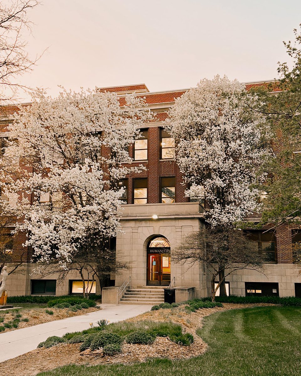 BluejayLife tweet media