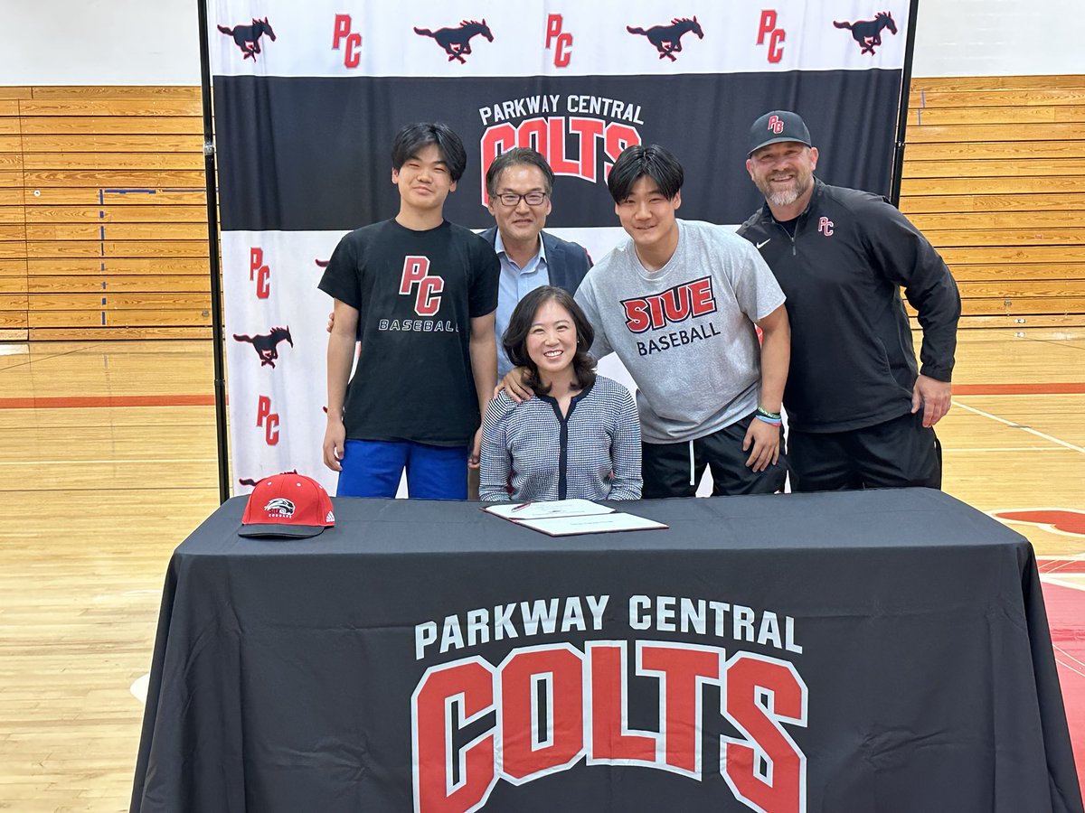 Parkway Central Baseball tweet media