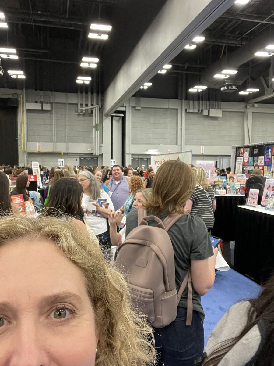 tahaneyj's tweet photo. Great first day at #txla23 even with the hotel reservation mix up. #itsallgoodnow https://t.co/EmYCrC1gx3