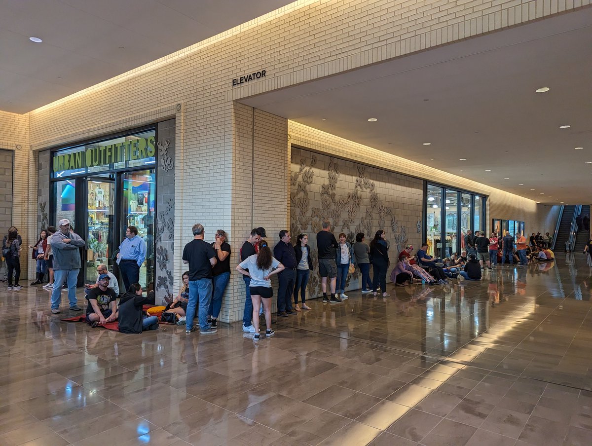 aziz gilani tweet media