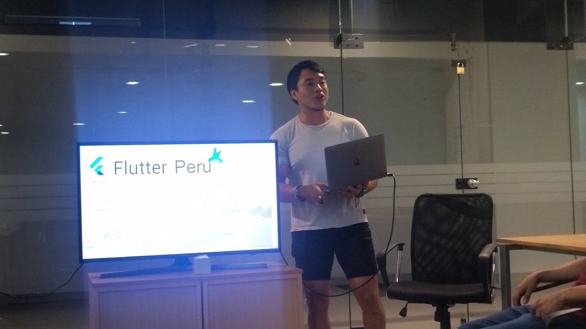 frecaze's tweet photo. Empezó el evento de @FlutterPeru https://t.co/0ZZSakgzpv
