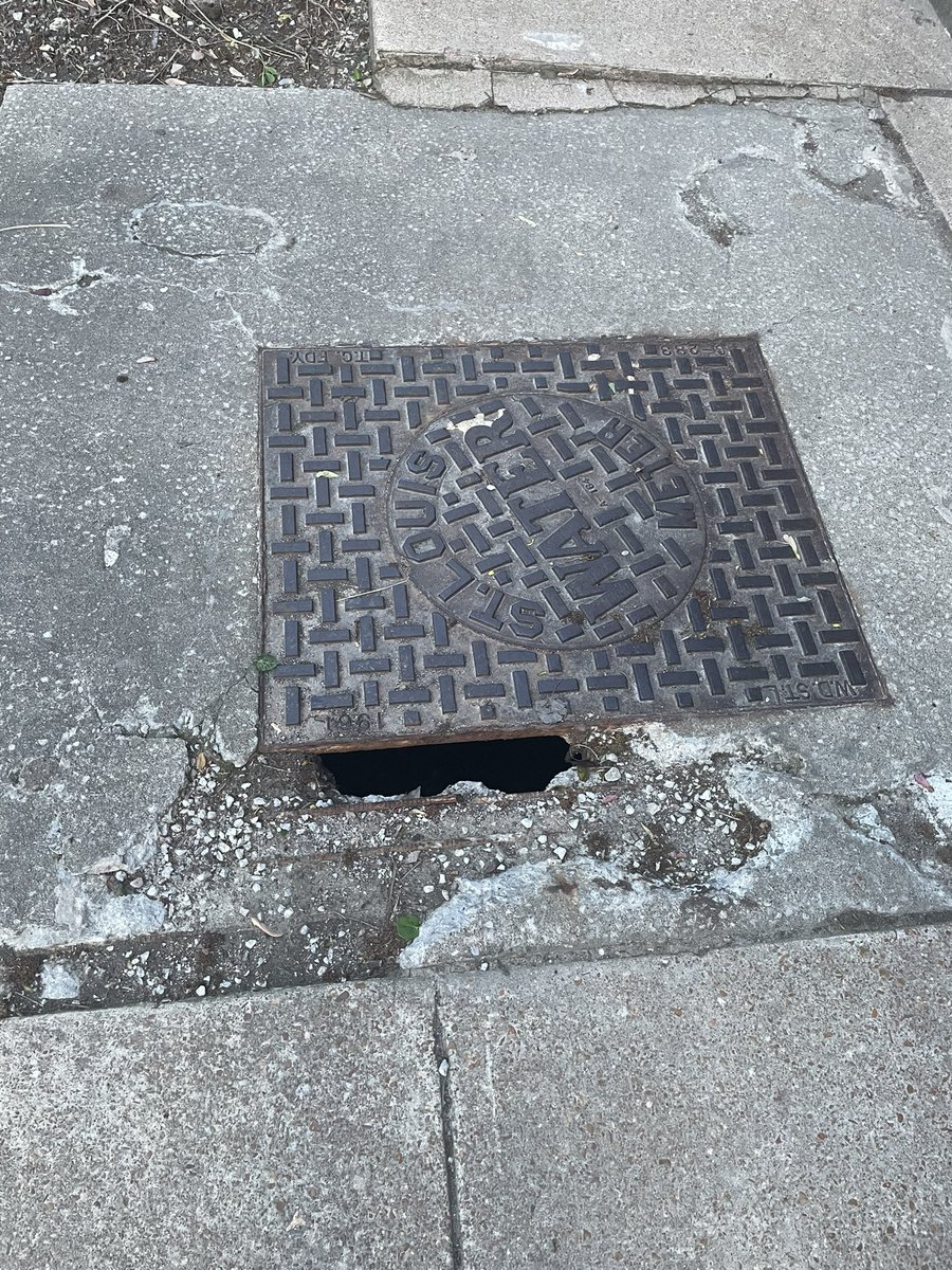 LJaredBoyd's tweet photo. @stlcsb sidewalk needs to be repaired on south side of 4300 block of Laclede. https://t.co/93gJlj72KS