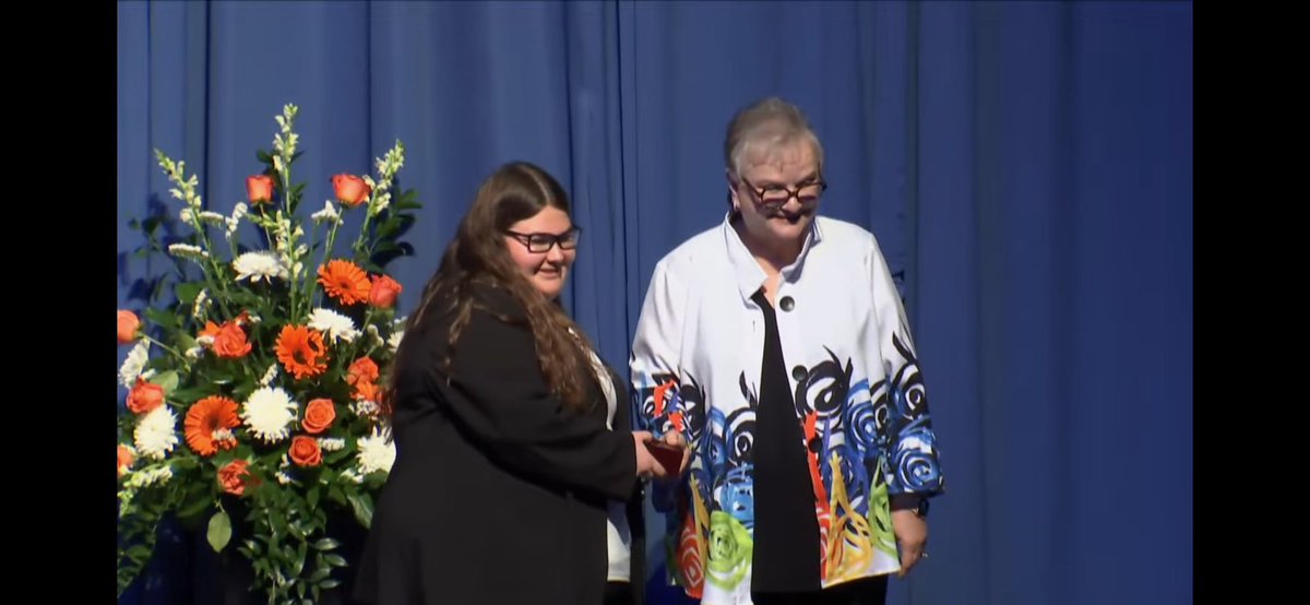 tweenspot's tweet photo. So proud of my girl !! Way to go Linds #shsuringceremony #shsuRing #alumniParents https://t.co/RbLEbCoeb0