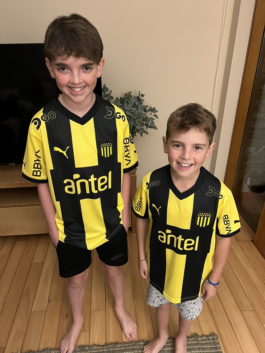 La nueva del Manya <a href="/OficialCAP/">PEÑAROL</a>