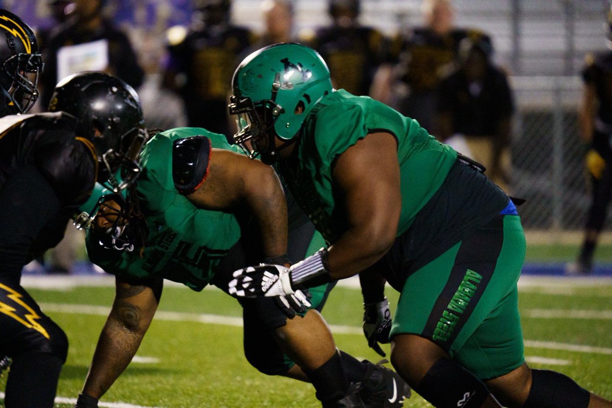 CalebMcdaniel__'s tweet image. Uncommitted looking for a home 🙏🏾…