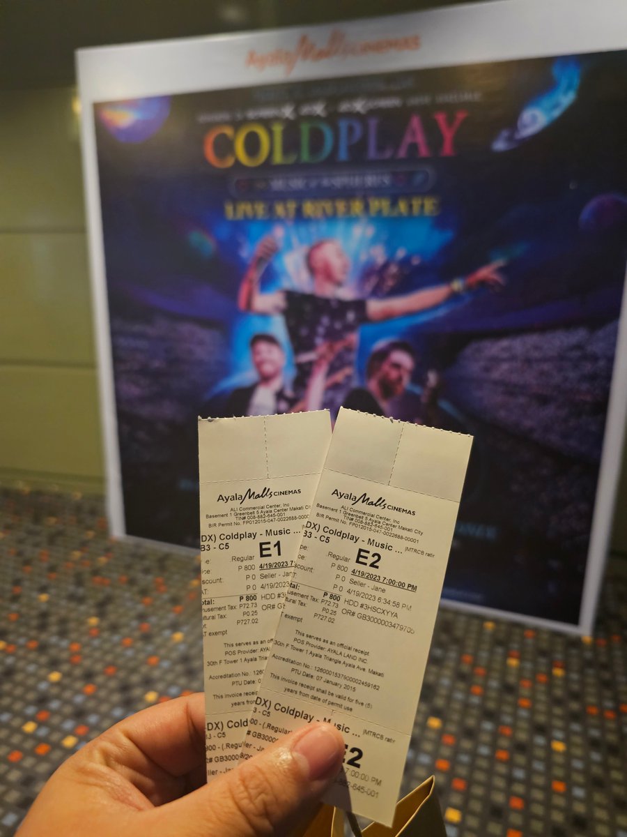 neilenore's tweet photo. Saw Coldplay Live at River Plate last night on 4DX &amp; it was amazing. I wish we had ScreenX here in PH. thank you @coldplay @thepauldugdale for taking me back.  It definitely brought some good memories when I flew from Philippines to UK to watch 5 nights. What a way to relive https://t.co/4gXCwxCBky
