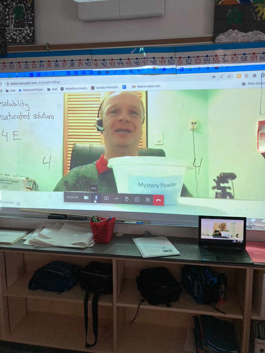 TScottOCDSB's tweet photo. Scientists in Schools at Shingwakons today for grades 4 and 5.  Students learned about chemistry by exploring solids,liquids and gases.  Thank you Michel for an amazing presentation @ShingwakonsPS @OCDSB @Sci_in_School @OttawaLouise @MccSio https://t.co/oMs7CLfEUo