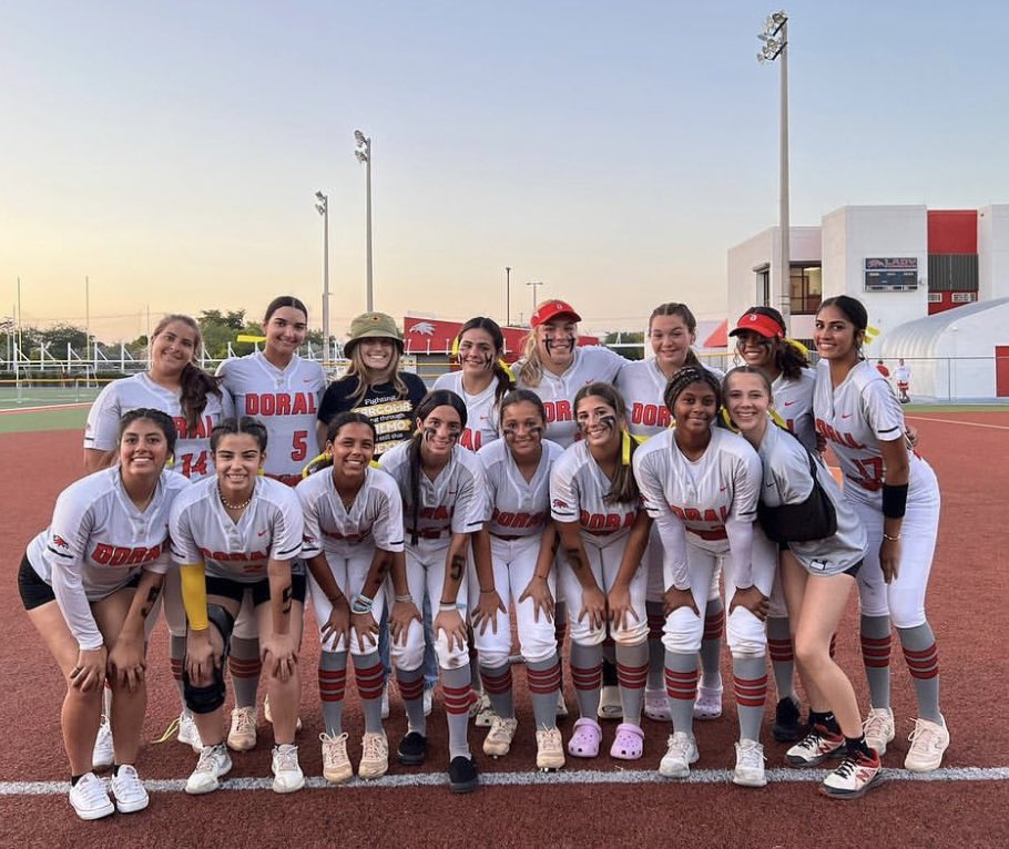 laurenali2025's tweet photo. Last nights game was more than just a game to us. It was a dedication to @krod1010 one of the strongest people out there! We love you kaylee and you will always have us by your side. Keep battling #kayleestrong @DoralSoftball @umichsoftball https://t.co/75x6qXvo8x