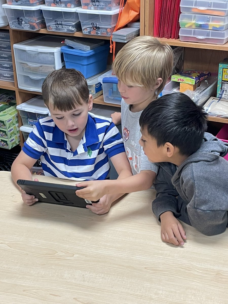 TESChallengeLab's tweet image. Kinder kiddos LOVED learning about coding and becoming #JuniorCoders today on @CodeMonkeySTU #STEMifyYourLifeKISD #TallyBEST #KISDBEST #CodingForKids
