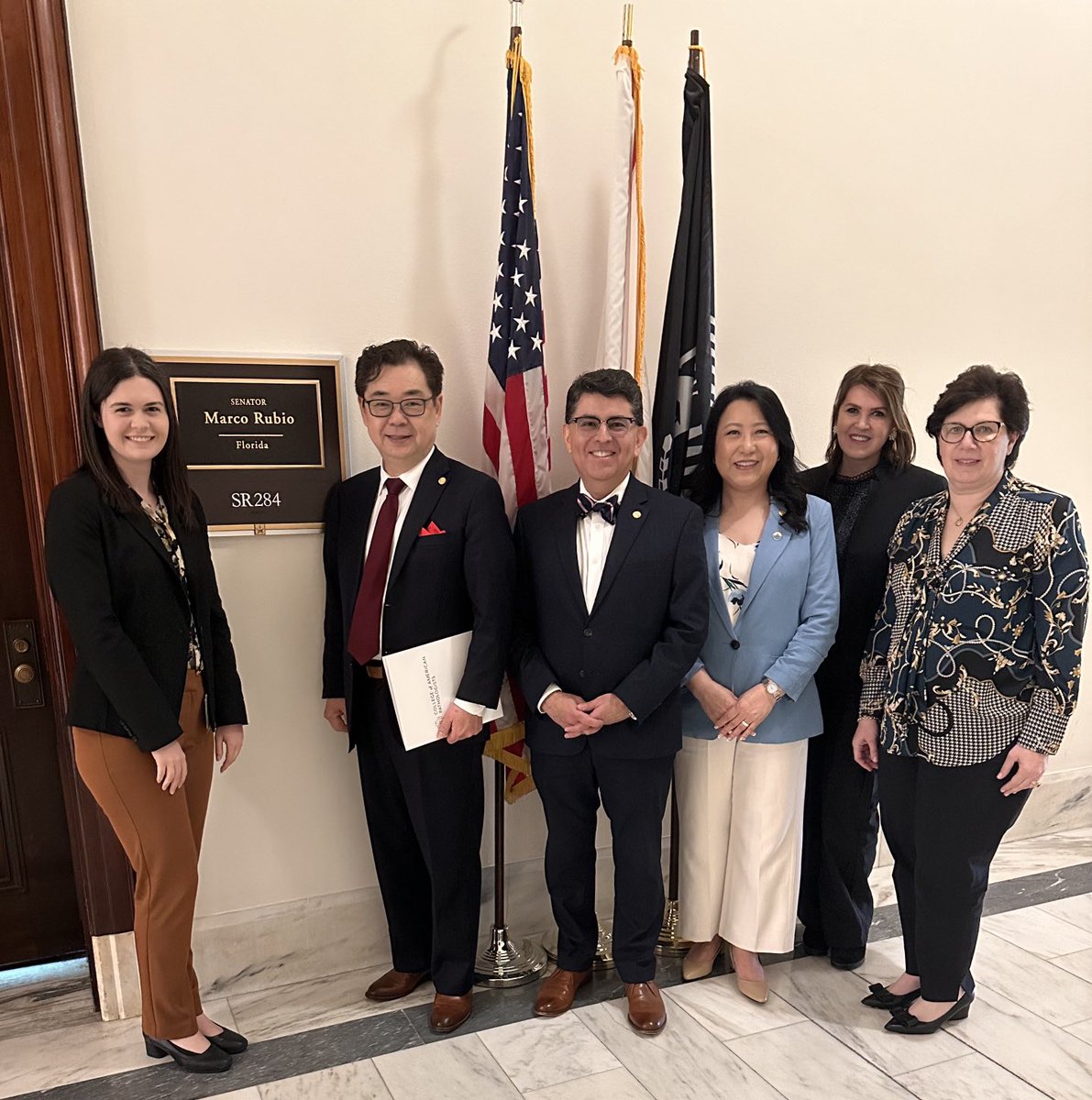 DrBuiPathology's tweet photo. Before and after pictures of the “Hill Day” visit to Senator Rubio’s office. Great team members, friendly Staff, and a meaningful visit. @marcorubio @GGMTorresMD @ZhaiJim @CAPDCAdvocacy #SetThePath23 @FLPathologists @MoffittNews https://t.co/Qreu9bhPTc