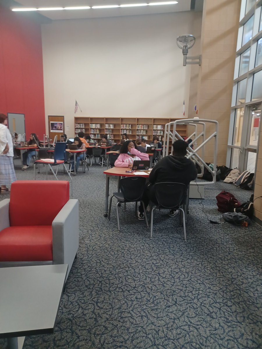 TiffMWilkerson's tweet photo. What do my Wednesday evenings and some Saturday mornings consist of??? Removing barriers to post-secondary opportunities by offering TSIA 2.0 testing to our Panthers @Duncanville_HS ! Afterschool 90 of our students showed up to invest in their future! #CCMRMatters https://t.co/hIkYo4LvfB