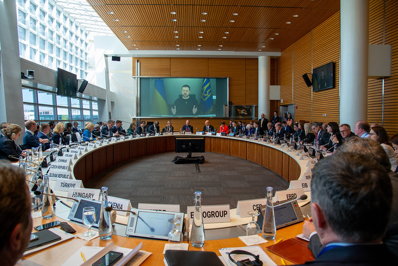 WorldBankGroup's tweet photo. What type of economic assistance #Ukraine urgently needs, and what the int’l community plans to provide? 

Watch the replay of Ministerial Roundtable w/ @ZelenskyyUa @Denys_Shmyhal @DavidMalpassWBG @KGeorgieva @SecYellen &amp; others: https://t.co/EtLvajW3Yv #ReshapingDevelopment https://t.co/fehoQP1lTR