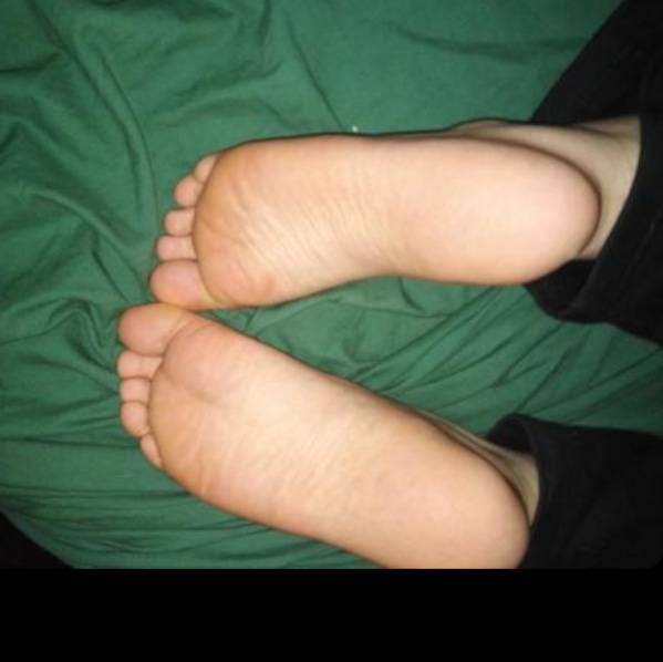 shytickles's tweet photo. @ArchxSole I know they aren't impressive but I hope they aren't ugly either https://t.co/n6WwlRPXwK