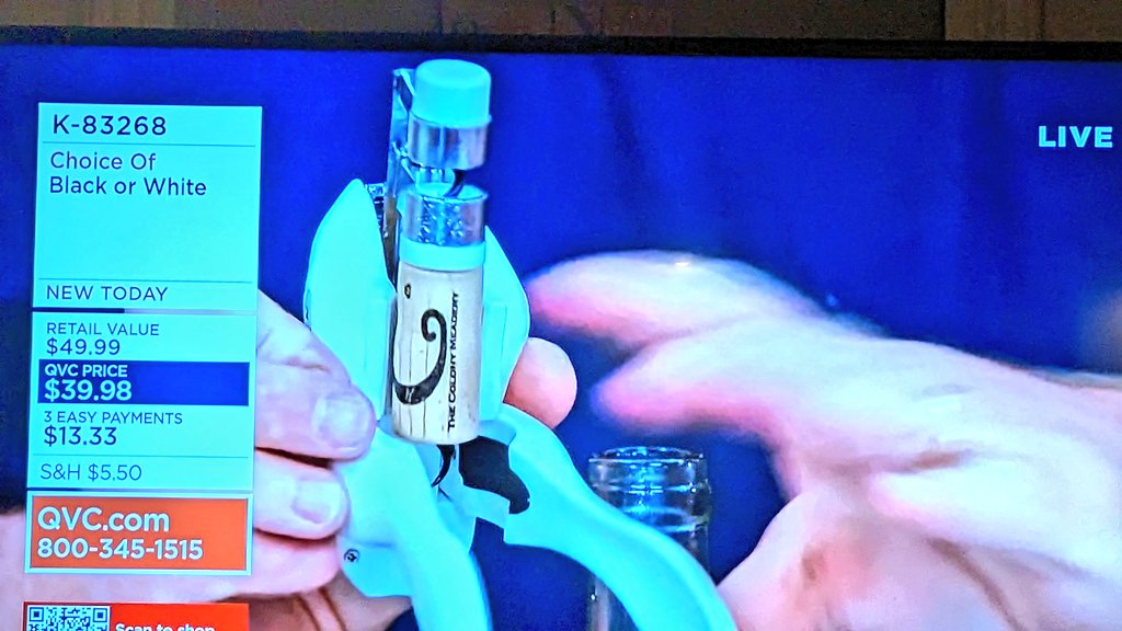 hillarykwiatek's tweet photo. Just caught @QVC demonstrating the Rabbit bottle opener on a bottle of @ColonyMeadery mead! https://t.co/SDopboFUBL