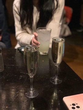 Faroo04167536's tweet photo. Dinner Date with My Friend....❣️😍 #momeries #GoodnightEveryone #deliciousrecipes #photography https://t.co/TlZKNqG8Jk