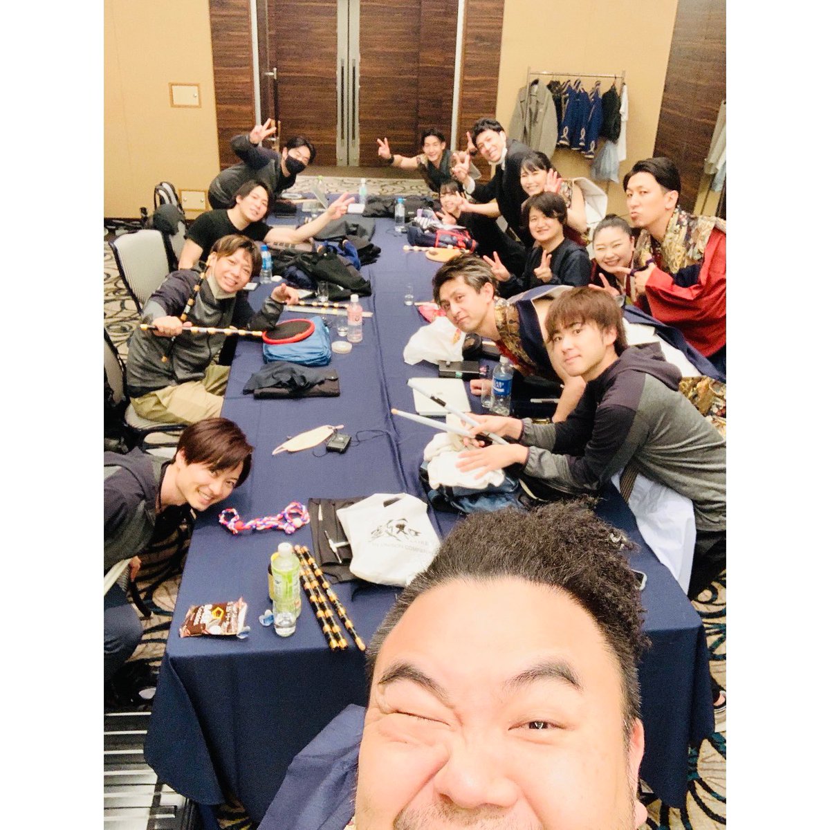 先日は<a href="/corepercussion/">DRUM PERFORMANCE 鼓和-CORE-（20周年公演 5/9大阪・7/4 神奈川）</a> さんからのお声掛けで、(株)センチュリー21•ジャパン様の式典イベントに出演させて頂きました！沢山の拍手を有難うございました🥹✨鼓和さんの衣装が凄かった！かっこよさピカイチです🥳
#和太鼓 #津軽三味線 #篠笛 #ドラムパフォーマンス #鼓和 #太鼓笑人めでたい