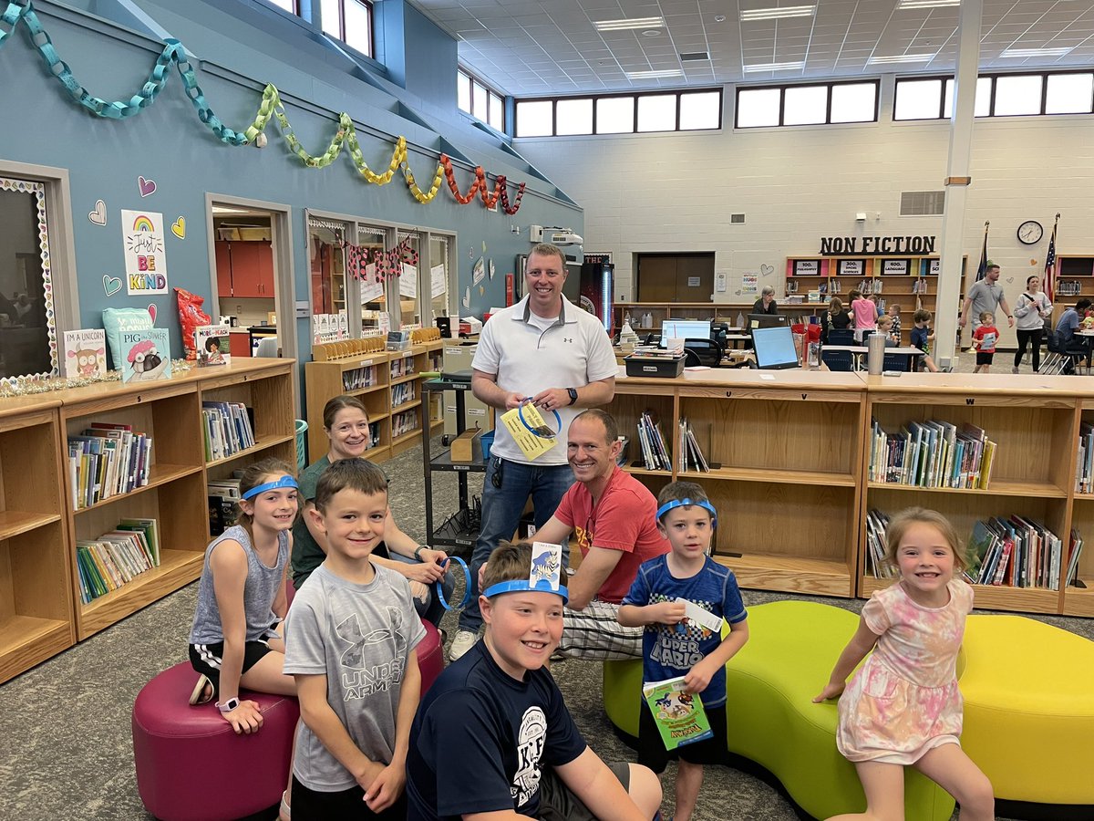 WildcatsLibrary's tweet photo. Stanley Family Literacy Game Night!!! What an AMAZING turn out!! Games, Family, and everyone took home a brand new book!!! Thank you @BVEdFoundation for our grant!! #memoriesmade #stanfam @bvlibraries https://t.co/C0CLCVNT2b