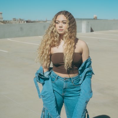walyssan's tweet photo. #NewProfilePic https://t.co/TJnIH4rBPw