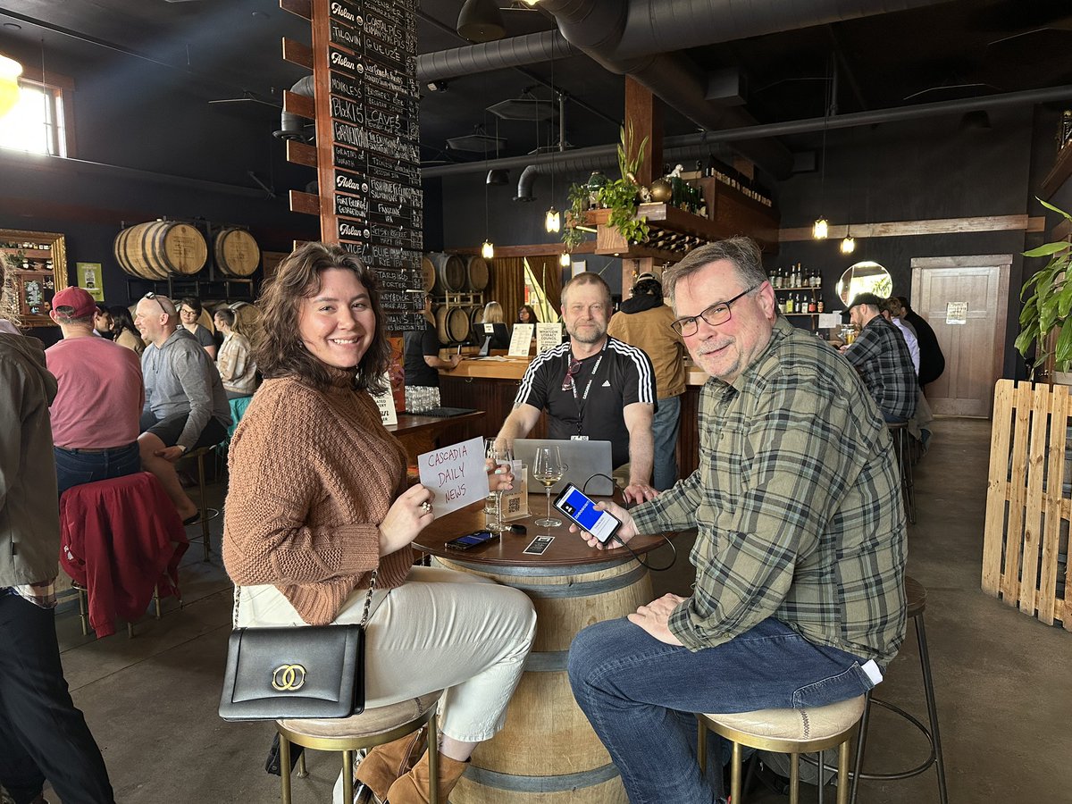 Team CDN at Aslan Depot for the Whatcom Literacy Council trivia night! 🗞️🧠🐝