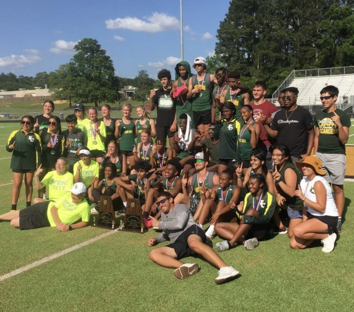 ECBucsProgram's tweet photo. 🔥🏴‍☠️EAST CHAMBERS🏴‍☠️🔥

Lady Bucs &amp; Buccaneers:
District Champs ✅
Area Champs ✅

Taking the world by storm and bringing home some new hardware!!🏆🏆

Congrats to the athletes and coaches that made it all possible!
@ECBucsTrack https://t.co/plGQDS9eHl