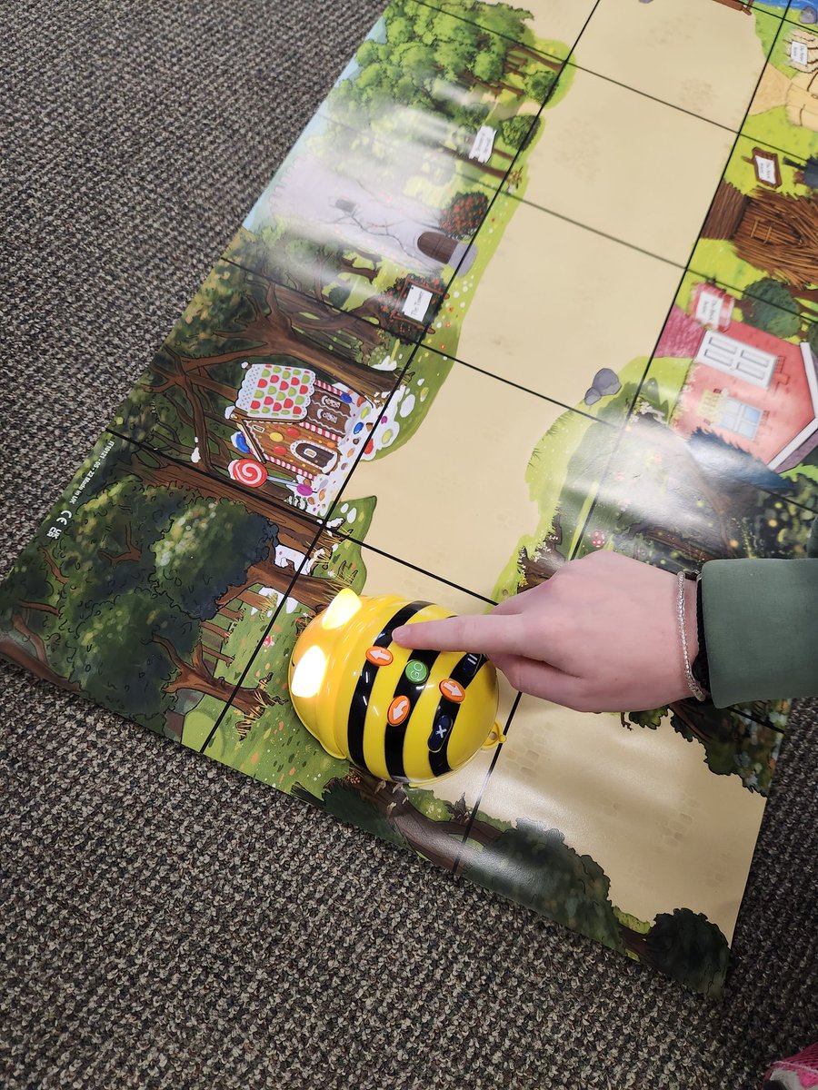 We can't wait for STEM Night! Our intermediate students are preparing to take on a leadership role. <a href="/carriedejonge1/">Carrie DeJonge</a> <a href="/tpstvdsb/">Tecumseh Cubs</a>