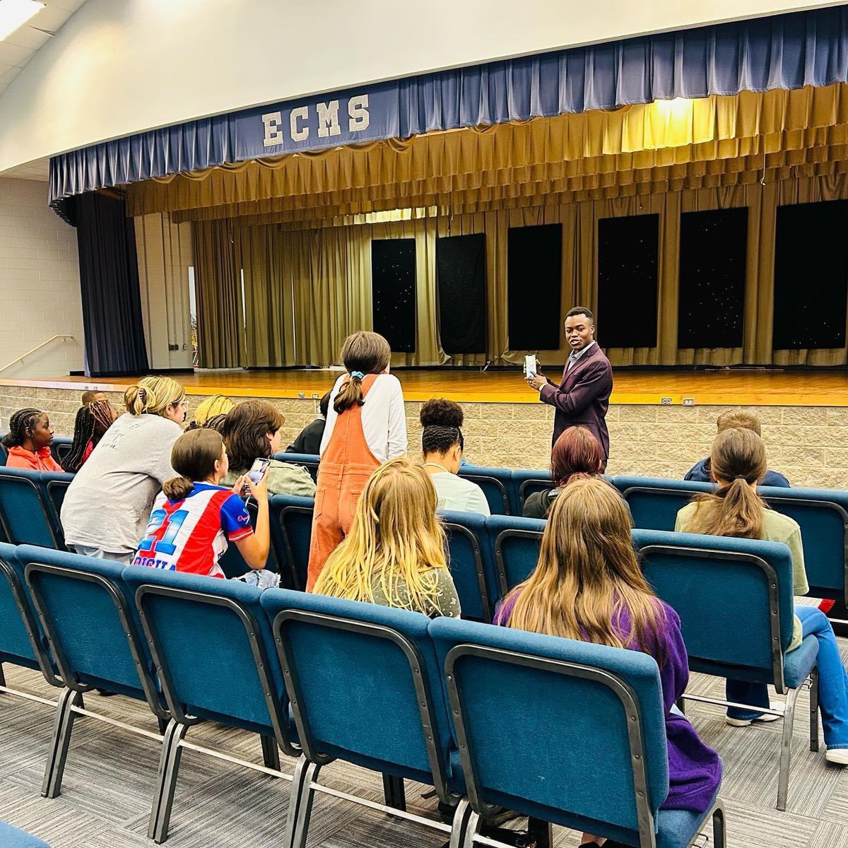 williamsonsntyl's tweet photo. Two years ago, we launched our program in communities across Georgia to help empower our young people. It was a call to action for local citizens to join us to help build safe and supportive communities for our youth.

Today, I had the opportunity to speak again to the students at Elbert County Middle School here in Elberton about the power of choices and how their choices affect their future. We’re so grateful for the leaders, organizations, institutions, and our partners in Elbert County. 

Our hope is that our organization, the @ariseprojects in partnership with @peakcorpco can shift outcomes by giving a new generation the resources, support, and opportunities they need to achieve their dreams. 

I’m so proud of the work we’ve done and the young men and women who’ve been a part of this community over the last two years. We’ll keep working to help even more young people in the years to come and in more counties across Georgia. 

#empoweringyouth #ariseprojects #peakcorpco #coaching #mentoring #georgia #atlanta #lexington #elberton @ElbertCoSchools @TheElbertonStar