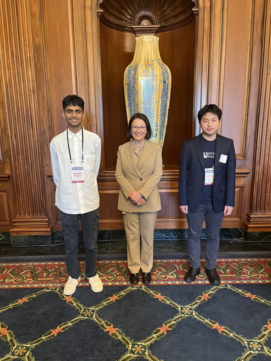 I had the pleasure of welcoming the 2022 WA-01 winners of the Congressional App Challenge, Albert & Abhinav of Inglemoor High School, to the Capitol for #HouseofCode.

Congratulations on your well-deserved recognition for your WishFood app!