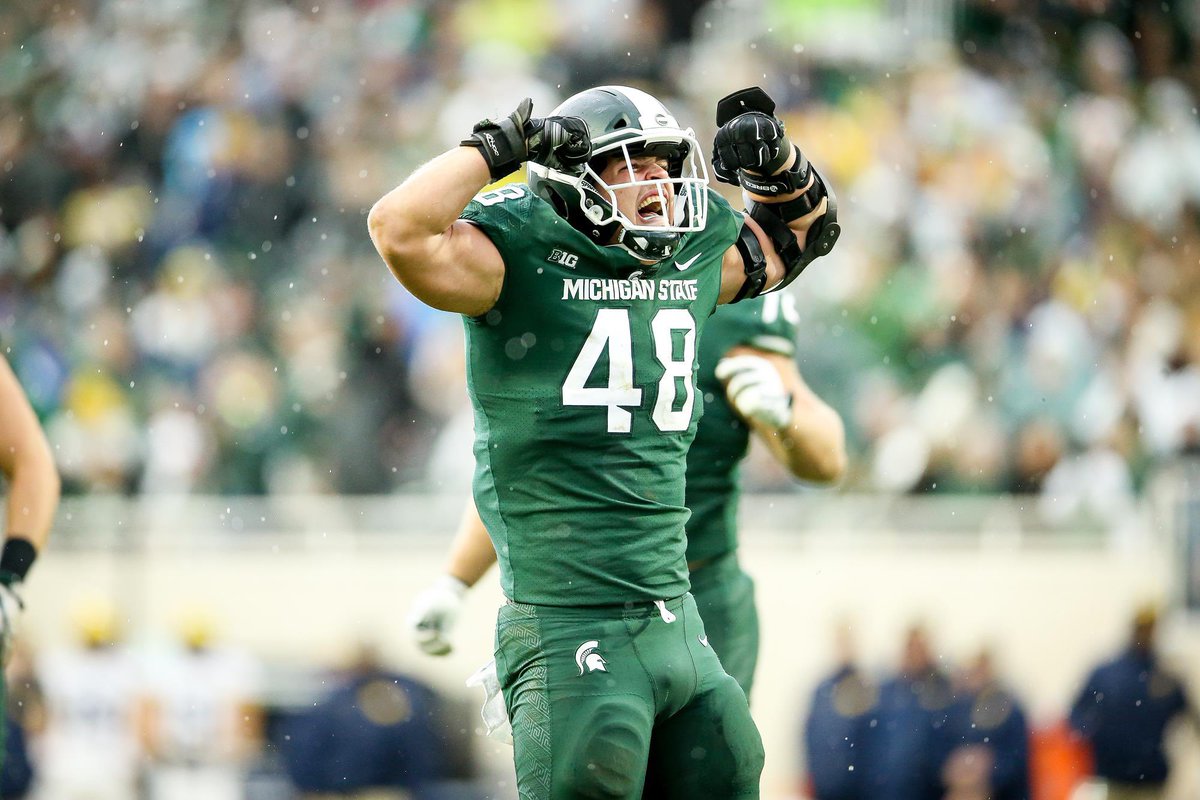 Blessed to receive and offer from Michigan State University <a href="/Coach_Diron/">Diron Reynolds</a> <a href="/CoachTHollowell/">Coach Tj Hollowell</a> <a href="/COACH217ROLAND/">Travis Roland</a> #GoGreen