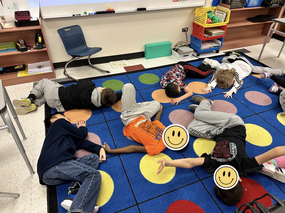Had a great time with the grade 2’s doing some mindfulness activities with @gonoodle! Their favourite was “melting.” Here they are in their relaxed, blob state. Super relaxing! #mindfulness #schoolcounseling #selfreg @LordSelkirkWSD