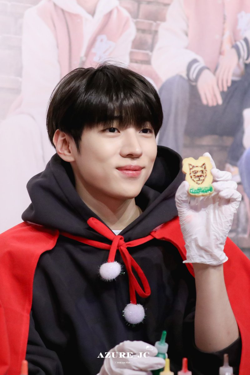 azure_jc's tweet photo. [HQ] 221225 디마뮤 크리스마스 이벤트
🍪 

#재찬 #DKZ재찬 #JAECHAN https://t.co/baPz5YXX4n
