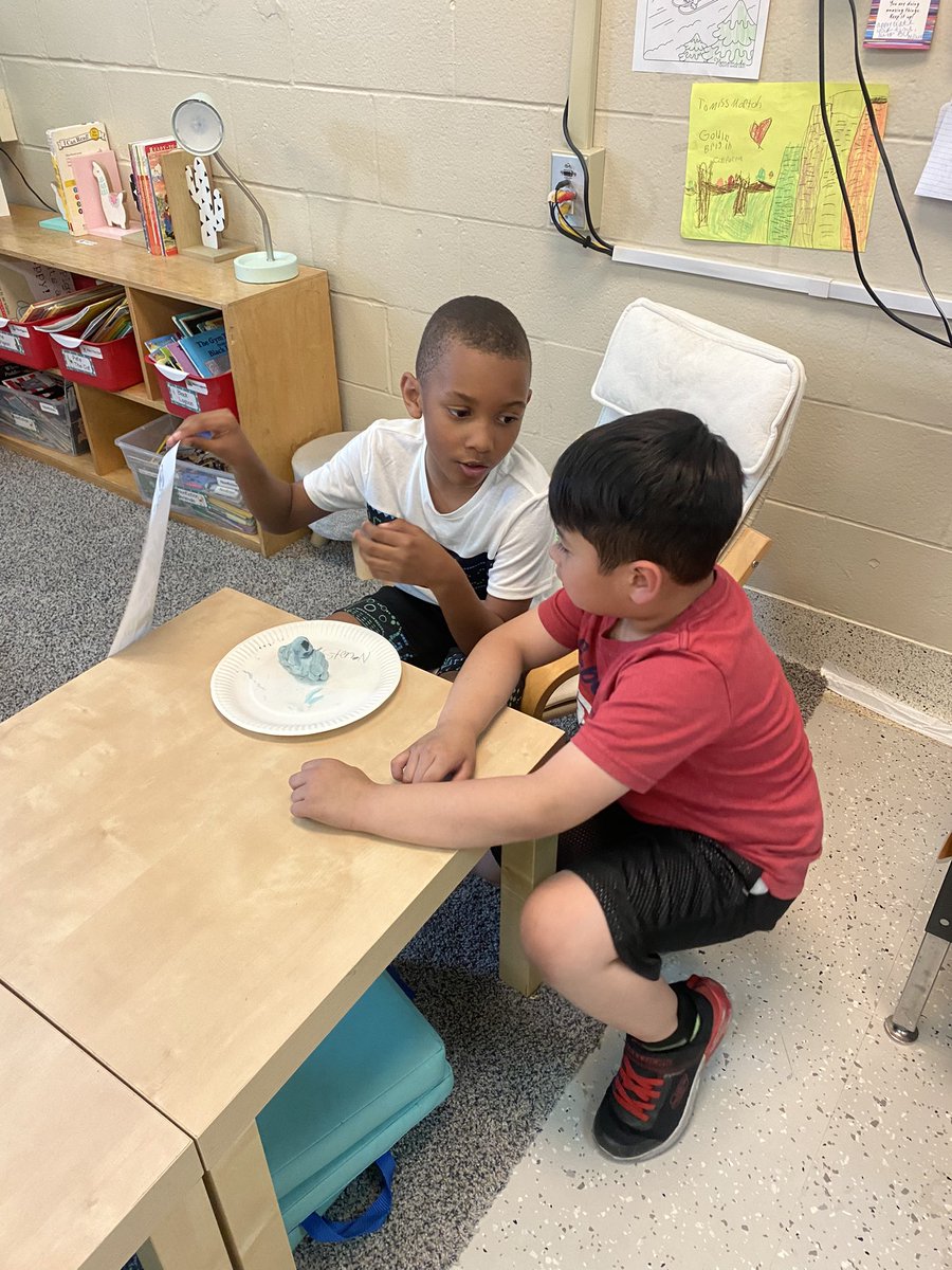 We had an absolute blast sharing our animal projects with some of our friends and teachers! <a href="/Creeksidetweet/">Creekside ECS</a> #wearelakota #NeedToSucceedCECS