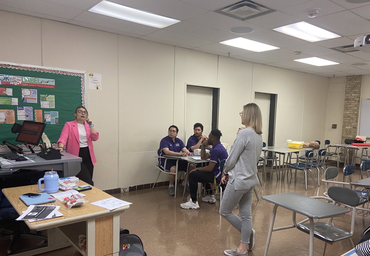 So many awesome 😎 
Sessions tonight
@SHAPEMaryland SpringFling
<a href="/montgomerycoll/">Montgomery College</a> 
☀️Health Ed
☀️Stop 🛑 the Bleed presentation 
<a href="/MsGioHealth/">Heather Giovenco</a> 
&amp; Ms Smyrk-Tringone 
<a href="/MCPSHPE/">MCPS HPE</a> 

<a href="/SHAPE_America/">SHAPE_America</a>