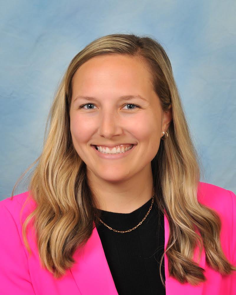 LillianSchuElem's tweet photo. Please join us in welcoming our new Assistant Principal, Ms Emily Griffin.
Ms Griffin returns home to Liberty from serving as an Assist Principal in Lees Summit School District.  Emily is a former LPS student, teacher, coach, Admin Intern, and Summer School Site director.  🦈 🦈 https://t.co/6nGLoYwqng