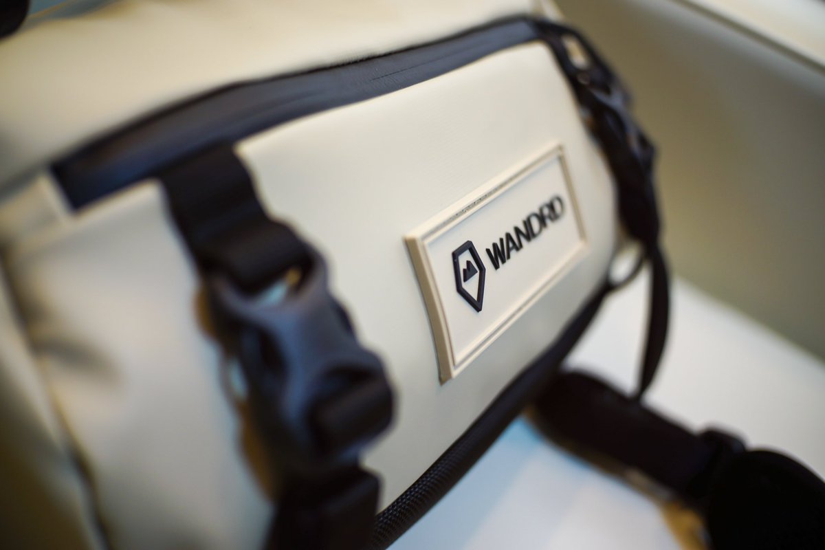 kosk_fotosound's tweet photo. 今度こそカメラバック沼(お写んぽ用)クリア!…多分^^;
・ #WANDRD ワンダード ローム スリング 6L
・ #α6600 に #tamron18300 フード順付👌
・ #iPad11pro 収納👌
・トップファスナー開閉時の引っ掛かり皆無👌
なのにコンパクト!最高です😃
#SonyAlpha
撮影:#NEX7 #TTArtisan25mmf2 https://t.co/oKM38PGc6M