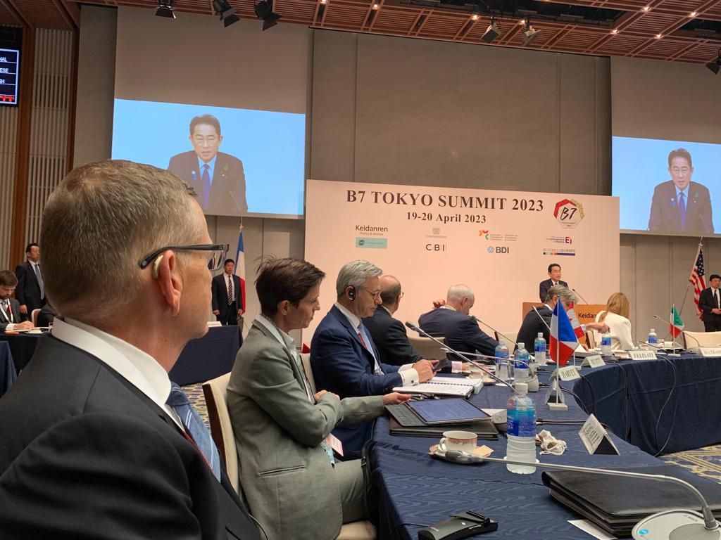 TomokoMullaney's tweet photo. Prime Minister Kishida @kishida230 gives a keynote speech to kick off today's #B7 Summit discussions, pledging to incorporate the views of the business community in the #G7 agenda. @ChamberGlobal @USJBC https://t.co/f1AeWOlEPr