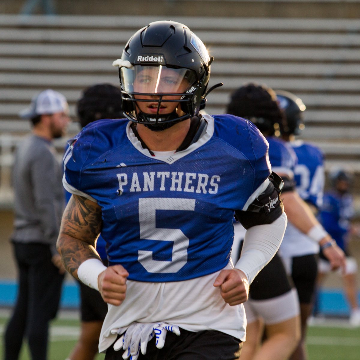 EIU_FB's tweet photo. Workin’ 😤

#WeNotMe | #BleedBlue https://t.co/EOQE0uZS3t