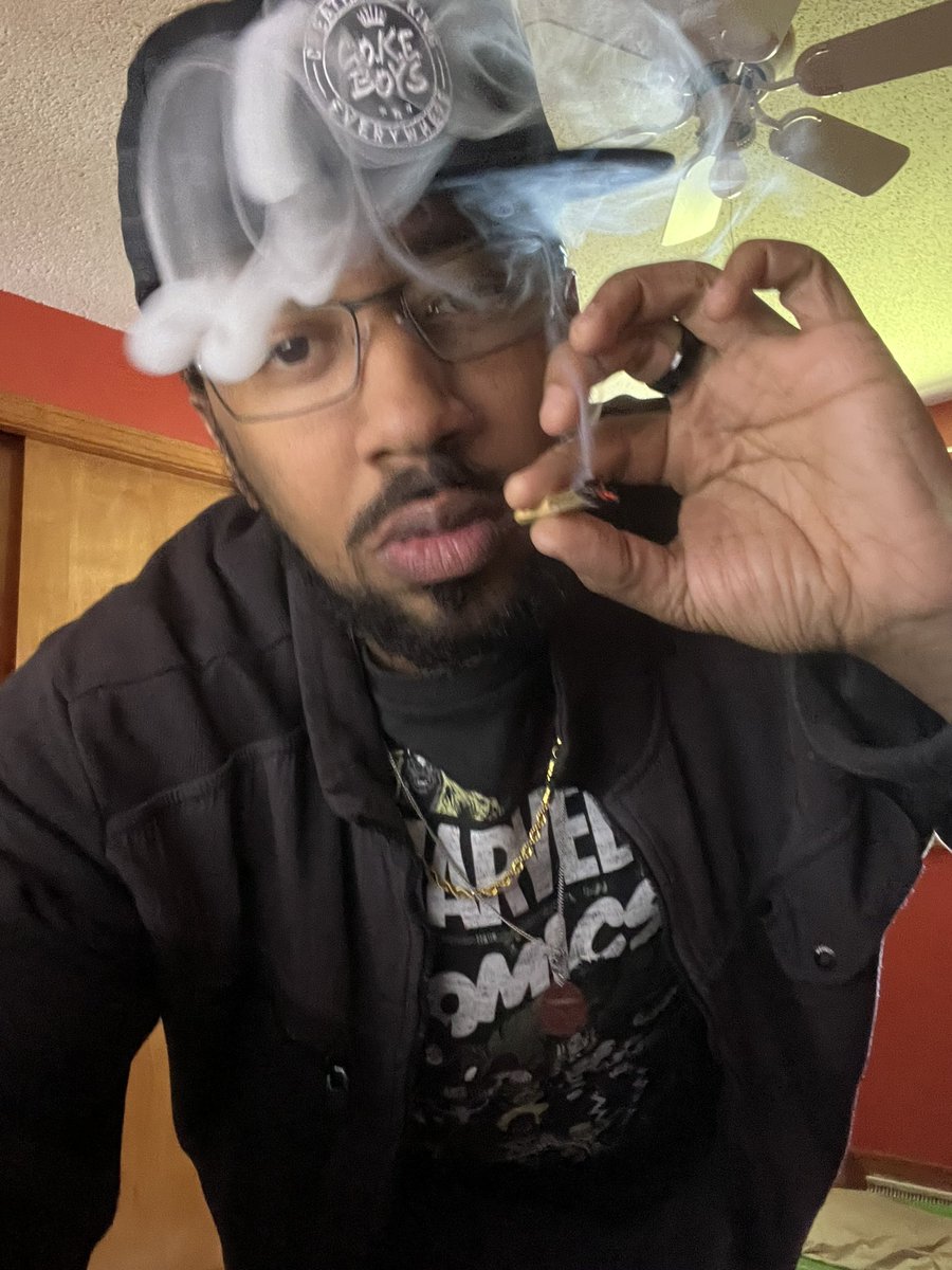 DRUDOLLA's tweet photo. Go grab my new single The Difference on all platforms #NB 
420 https://t.co/WDkZiFbnNX
