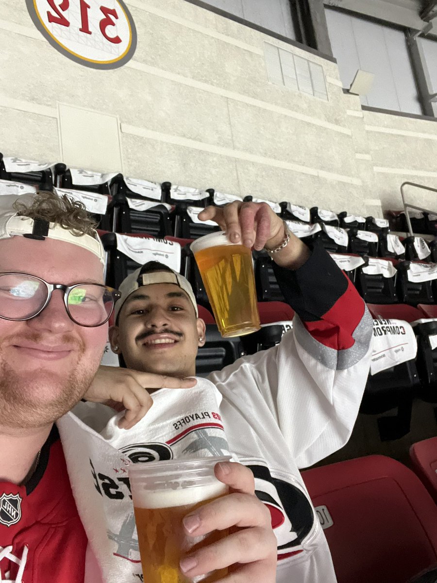 DeeWells18's tweet photo. First NHL game with the BOY https://t.co/ikbjgnCJeq