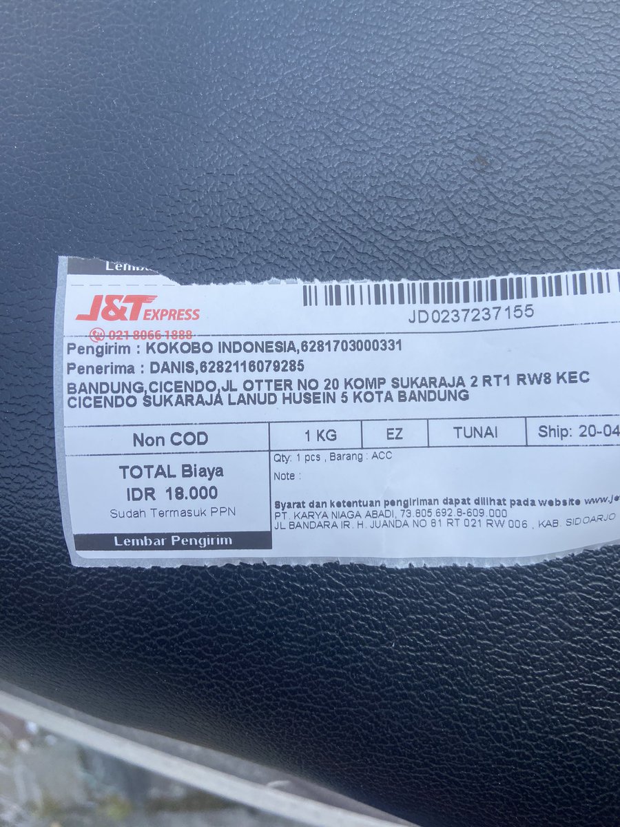 dear <a href="/TokopediaCare/">TokopediaCare</a> sy mengganti kurir tp kok gak bs ya jadi sy masukin resi dengan yg berbeda INV/20230418/MPL/3187422949 tolong di gantikan ya secara system thx